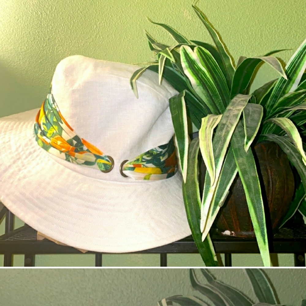 Authentic EUGENIA KIM HAT